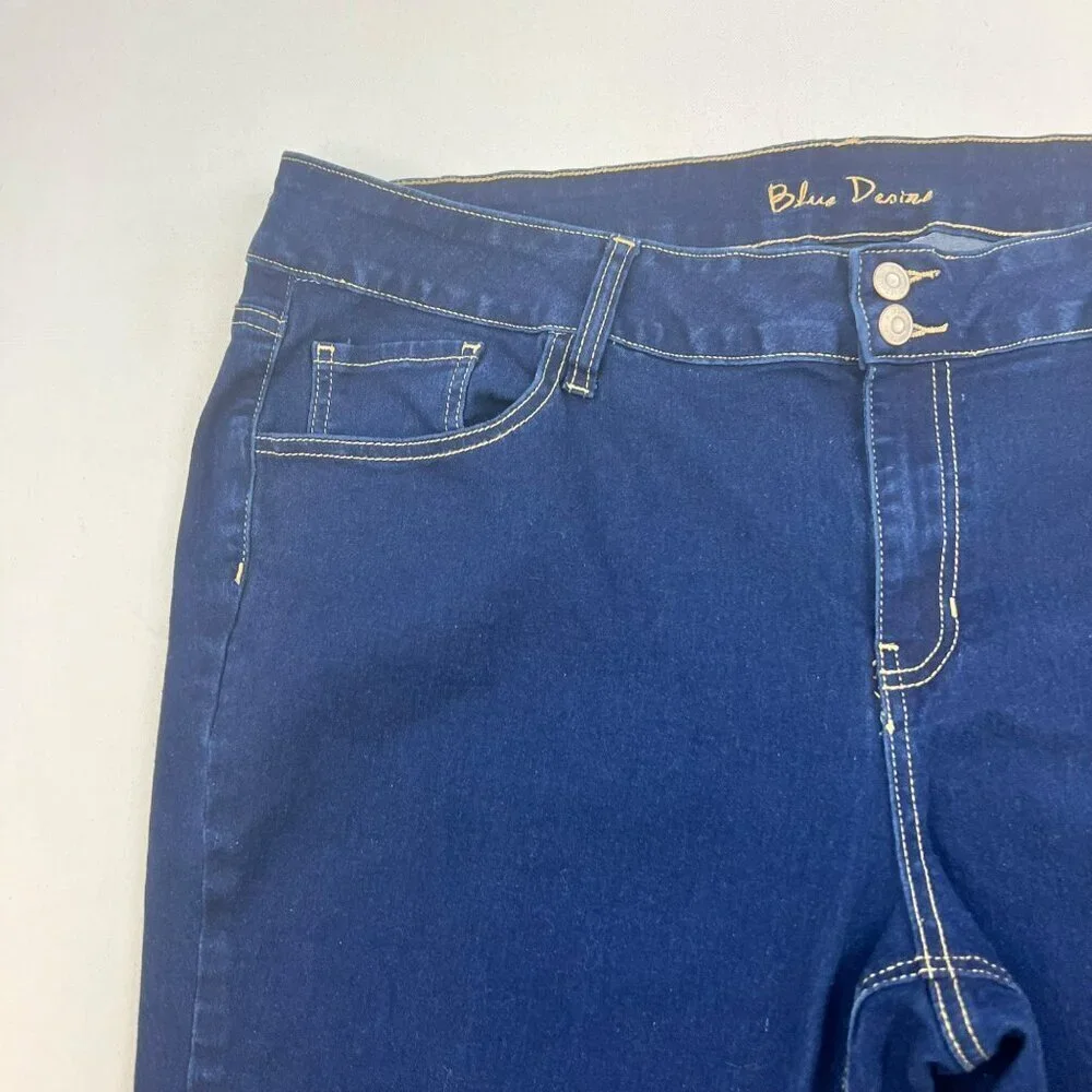 Blue Desire Women’s Cropped Jeans Straight Leg High Rise Size 22W